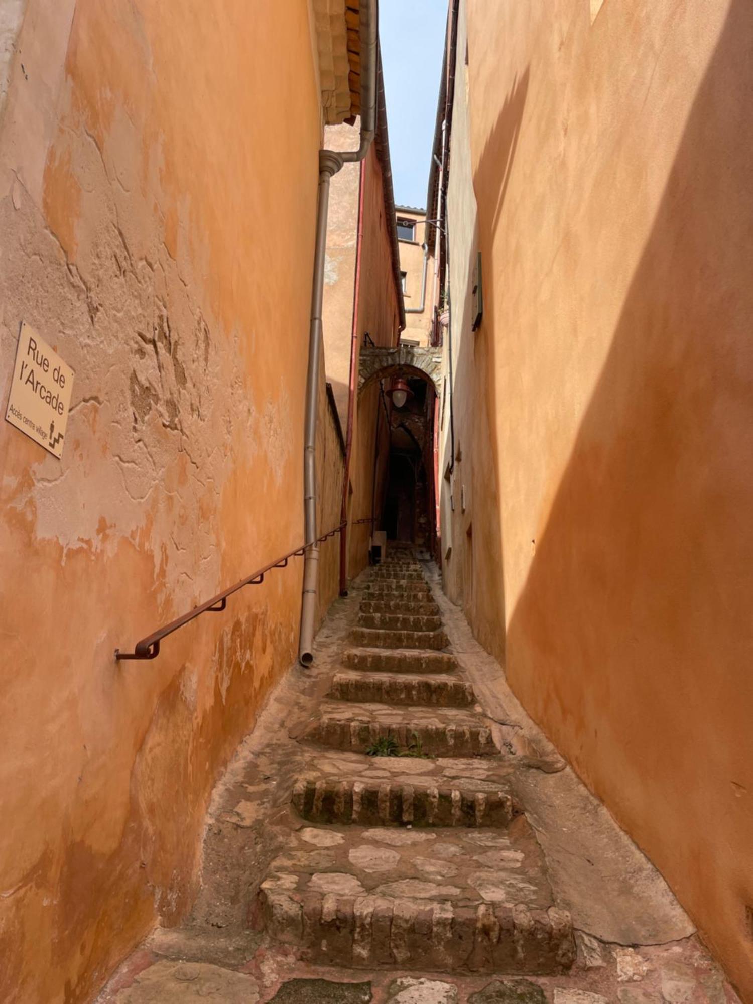O Coeur Des Ocres Appartement Roussillon en Isere Buitenkant foto