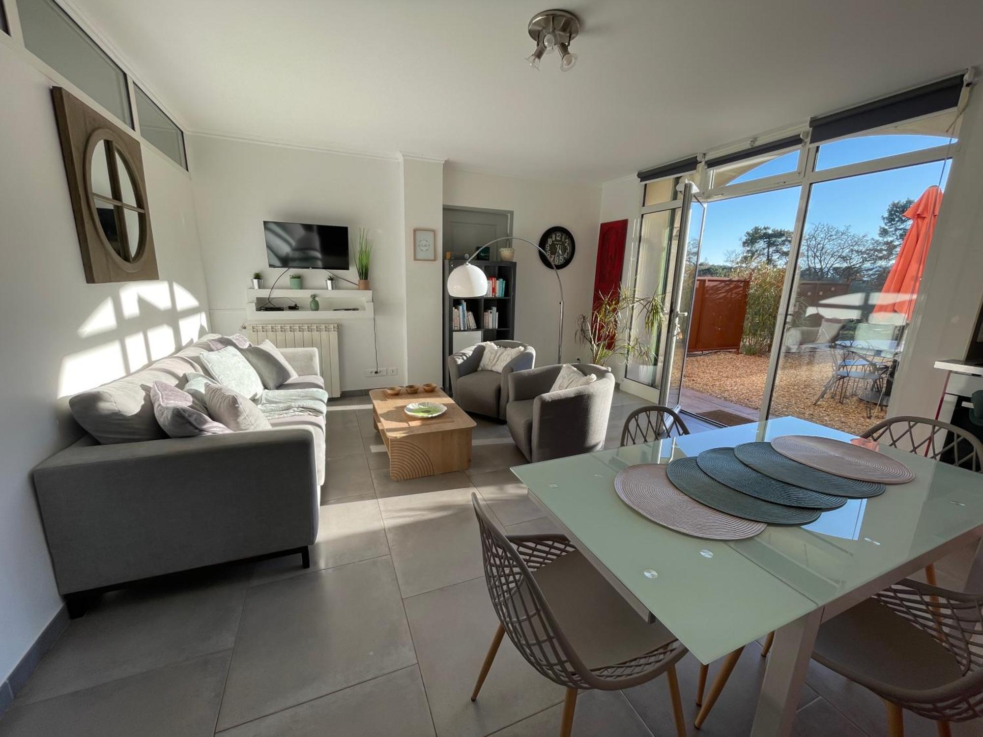 O Coeur Des Ocres Appartement Roussillon en Isere Buitenkant foto