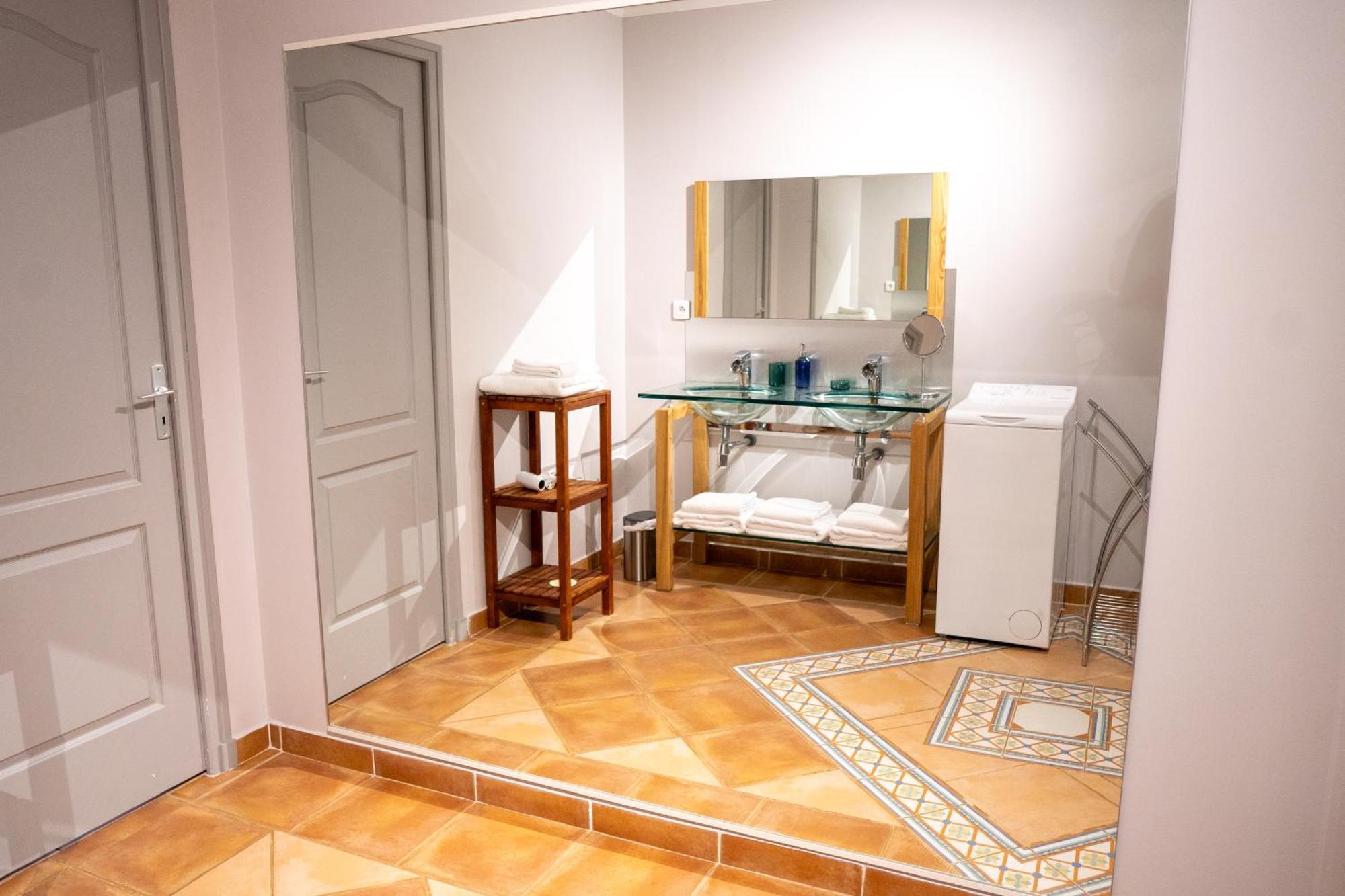 O Coeur Des Ocres Appartement Roussillon en Isere Buitenkant foto